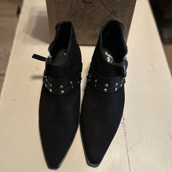 NEW Free People Chesa ankle bootie - Picture 2 of 6